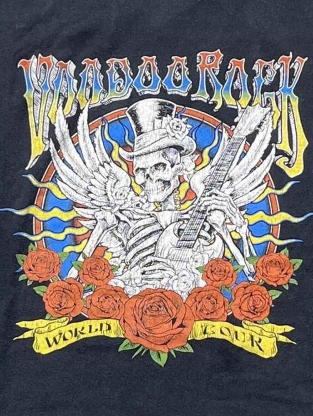 Voodoo Rock Preowned Large T-shirt